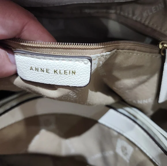 Anne Klein Elegant Cream Tote Bag - Picture 4 of 8